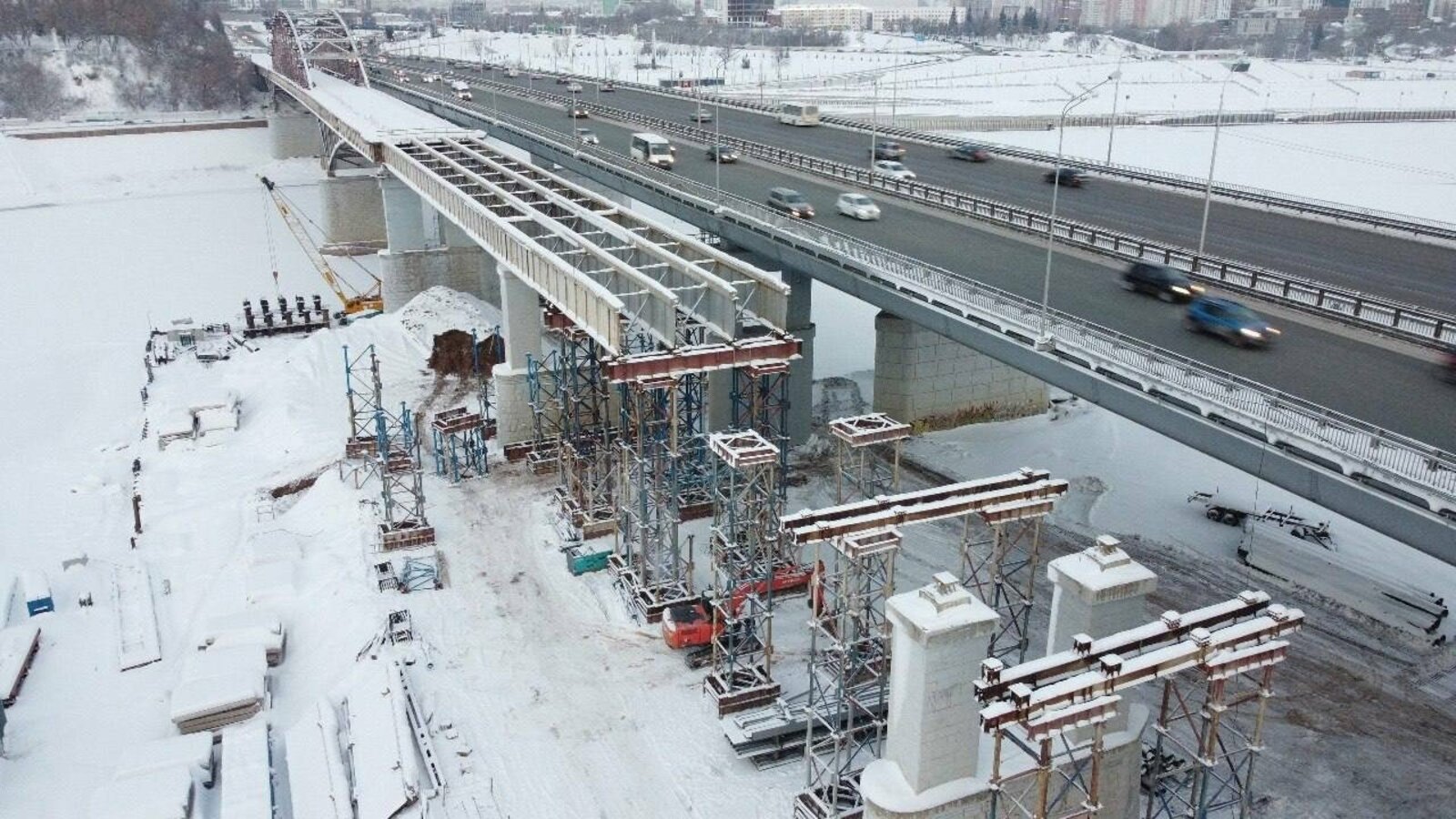 Начата активная фаза реконструкции арочного моста через Белую в Уфе