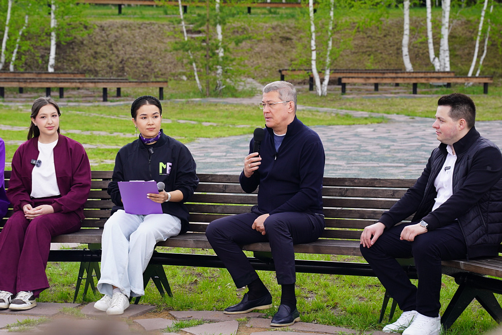 Встреча с участниками форума руководителей молодёжных проектов «Свой путь к успе