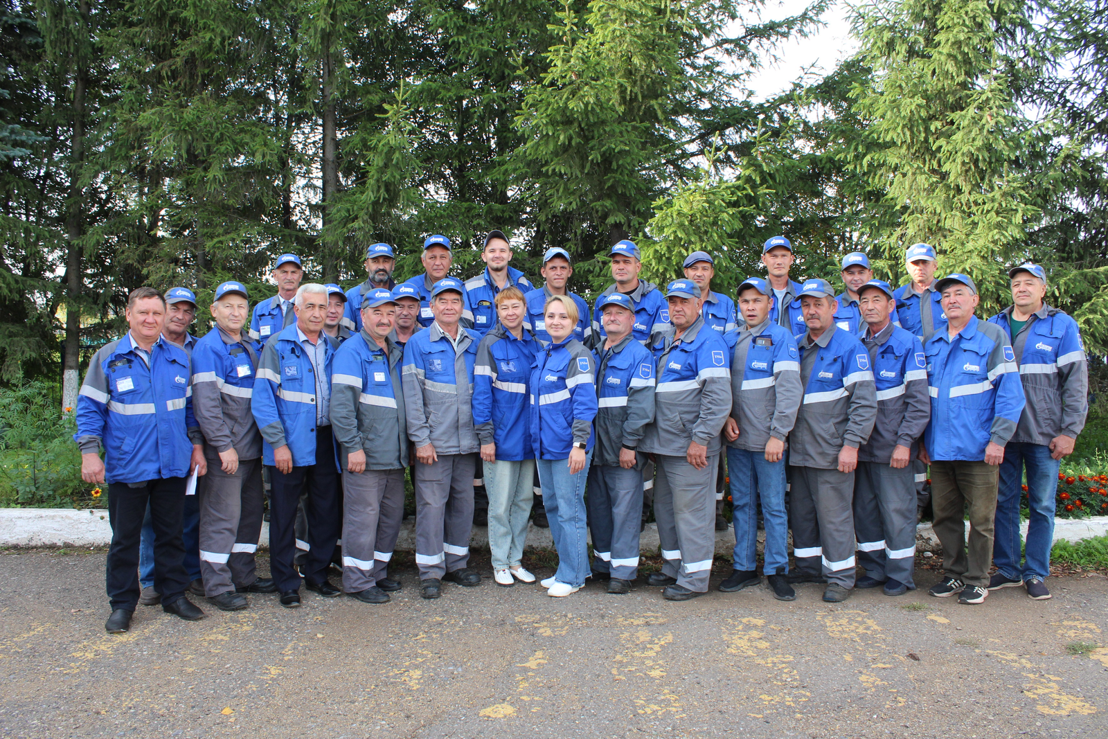 С праздником, газовики!