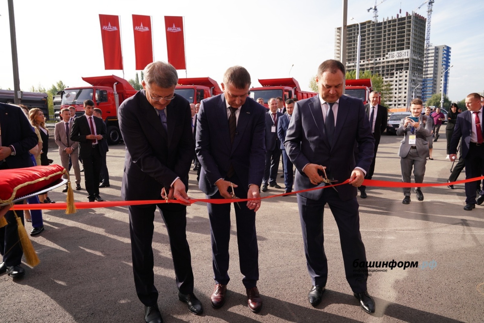 В Башкирии открылся дилерский центр Минского автомобильного завода