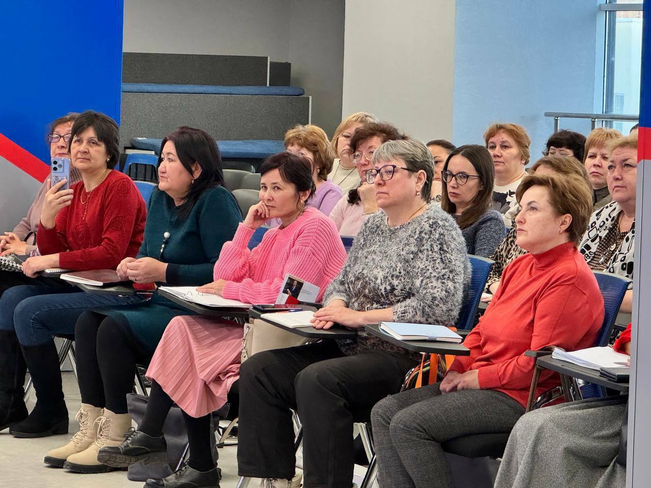 В Межвузовском кампусе Уфы провели мастер-класс для учителей химии со всей респу