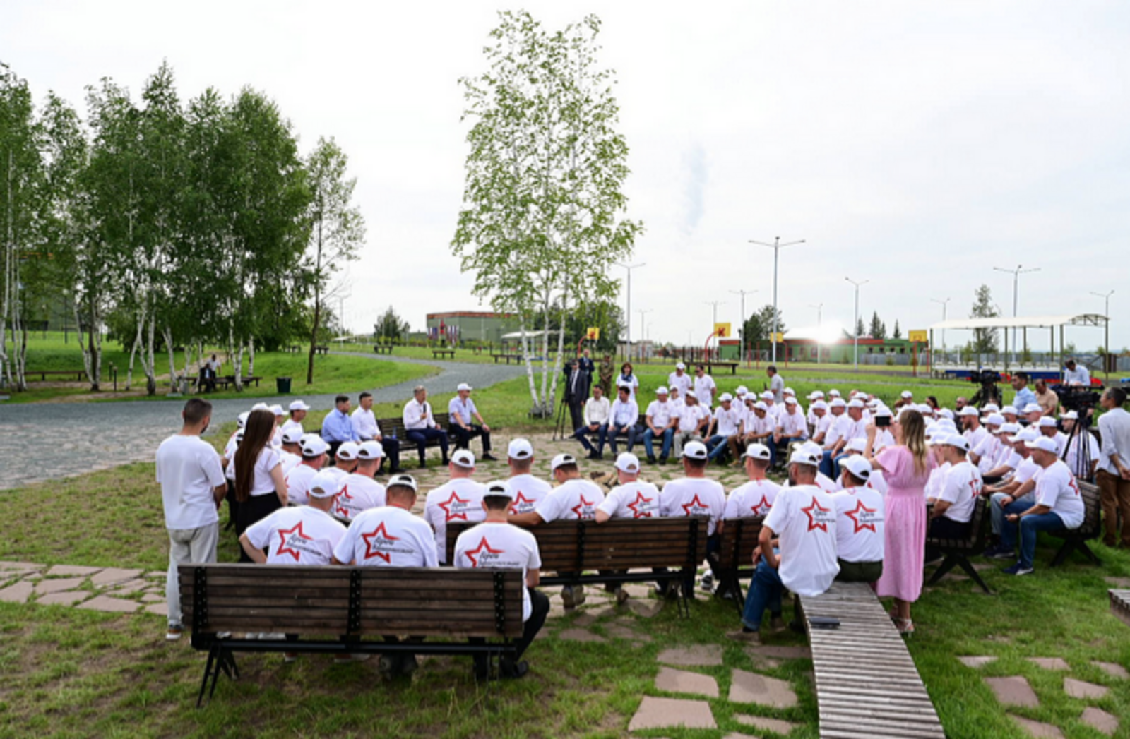 Радий Хабиров встретился с финалистами программы «Герои Башкортостана»