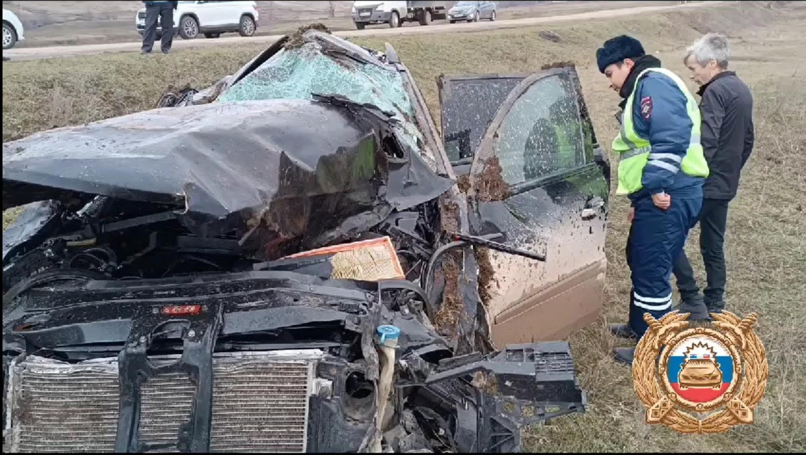 В Башкирии из-за проколотого колеса погибли водитель и пассажирка опрокинувшегося «Мерседеса»