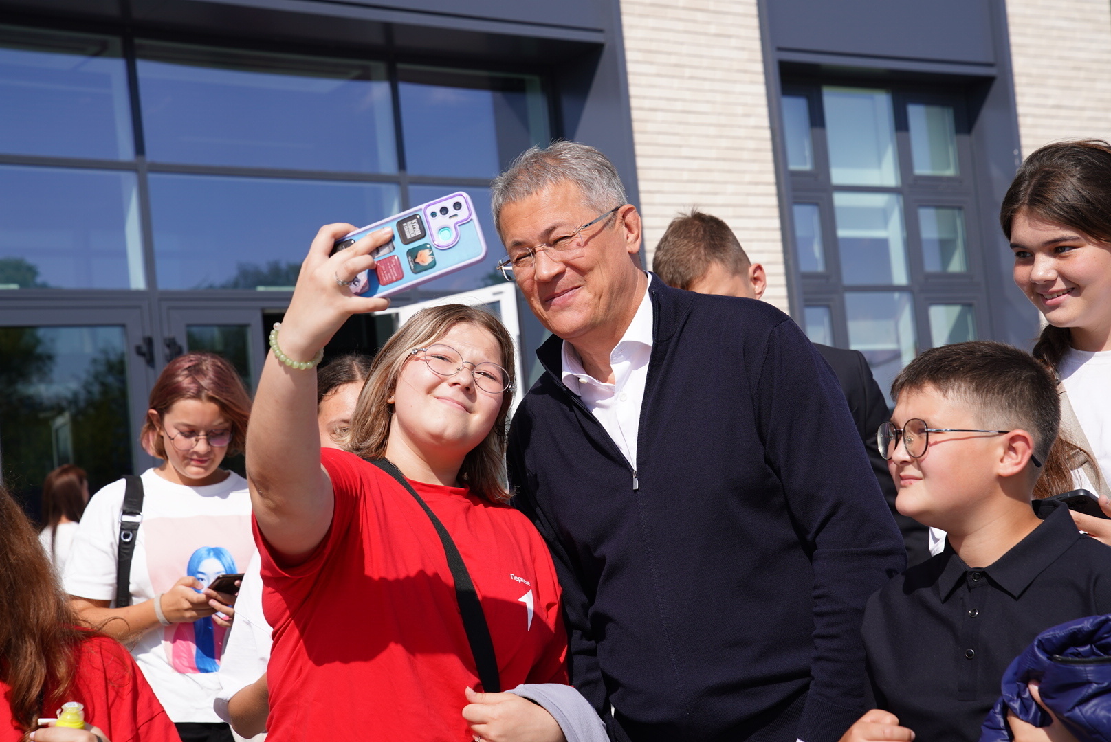 Радий Хабиров провел встречу с активистами «Движения первых»