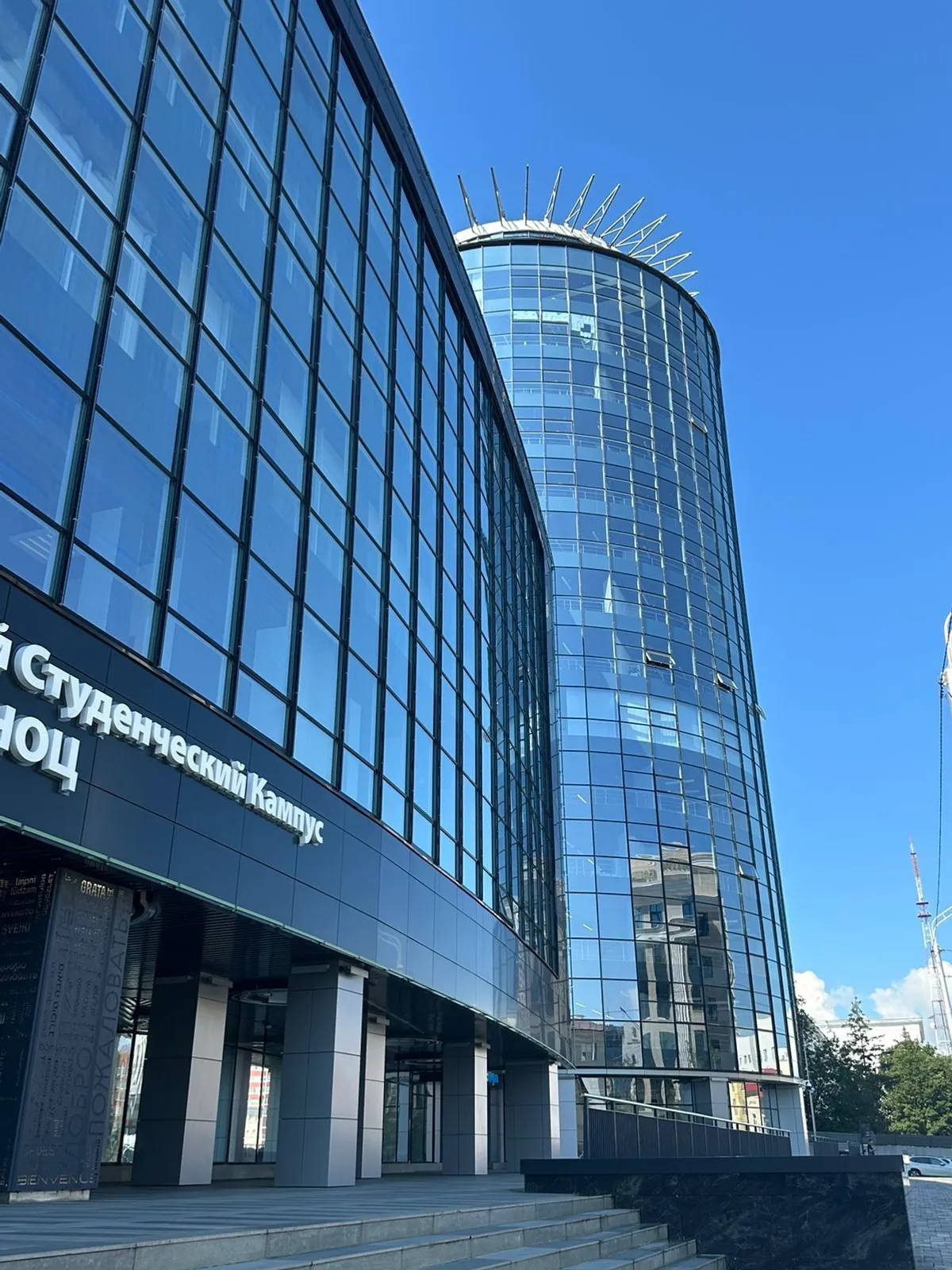 Студент-миллионер Межвузовского кампуса создает соцсеть взаимопомощи
