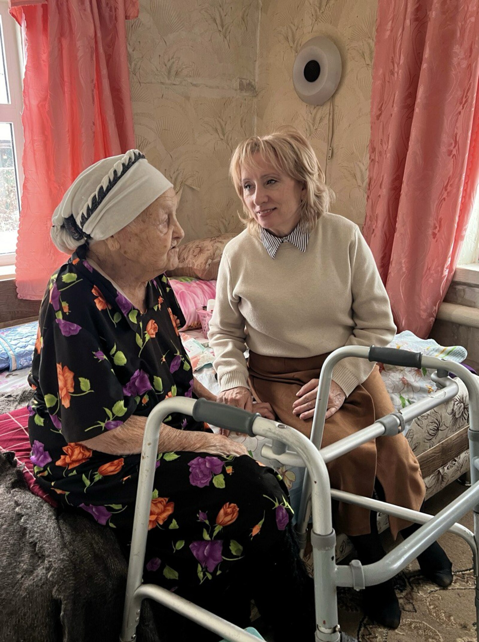 Уважение старших и забота о них – закон жизни