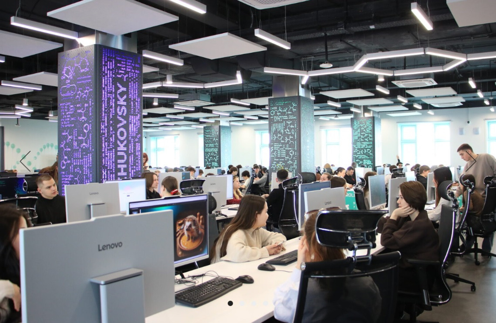 Лекторий НОЦ собрал около 200 студентов республики